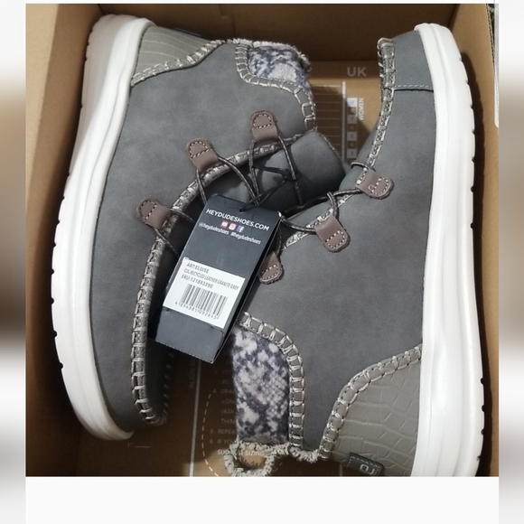 NEW! Hey Dude Gray Ankle Boots Sz 8 NWT 11/14 - Picture 6 of 8